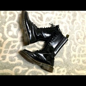 Doc martens Long / tall size 6 boots